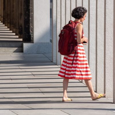mulher com estética latina